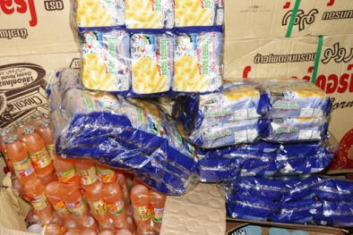 Hà Tĩnh: Hàng trăm két nước ngọt, bánh kẹo không rõ nguồn gốc bị thu giữ