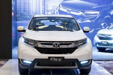 Thị trường ô tô Việt: Đi ngược xu thế, Honda CR-V tăng giá trước Tết