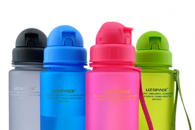 Cảnh báo: Chai nước tái sử dụng có chứa hàng nghìn vi khuẩn