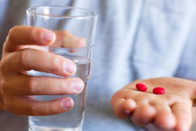 10 loại thực phẩm và thuốc cần tránh dùng cùng nhau nếu không muốn rước họa