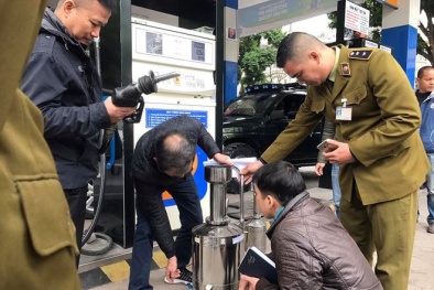 Vụ ô tô dung tích 70L nhưng đổ 80L mới đầy: Đội Quản lý thị trường vào cuộc