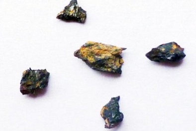 Bí ẩn kỳ lạ viên đá có nguồn gốc ngoài hành tinh khiến giới khoa học đau đầu