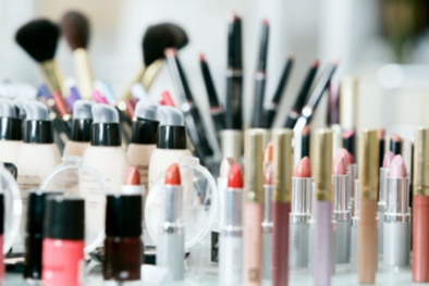 Chiêu trò tinh vi trong buôn bán mỹ phẩm không rõ nguồn gốc