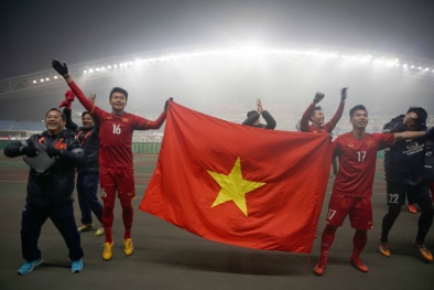 Trước ‘giờ G’ U23 Việt Nam thi đấu với U23 Qatar nhiều dịch vụ ăn theo sẵn sàng ‘hốt bạc’