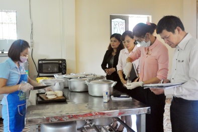 Vĩnh Phúc: Tăng cường quản lý an toàn thực phẩm tại bếp ăn tập thể
