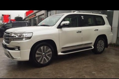 Nhận ô tô tiền tỷ từ doanh nghiệp, Giám đốc Sở phải hoàn trả gần 2 tỷ đồng