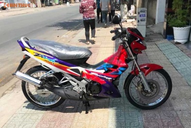 ‘Phát sốt’ xe máy Honda ‘đắp chiếu’ 16 năm giá trăm triệu đồng ở Bình Dương