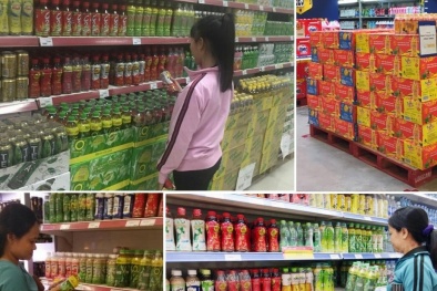 Người nội trợ lựa chọn đồ uống tốt cho sức khỏe sử dụng trong gia đình dịp tết