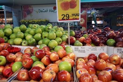 Cận Tết, táo nhập khẩu chưa đến 30.000 đồng một kg ngập tràn các siêu thị