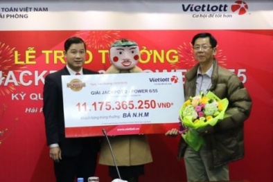 Xổ số Vietlott: Nữ khách hàng tại Hà Nội đeo mặt nạ chú tễu ‘lĩnh’ Jackpot về ăn Tết