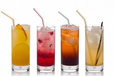 Nguy cơ mắc ung thư cao hơn vì uống đồ uống có đường mỗi ngày