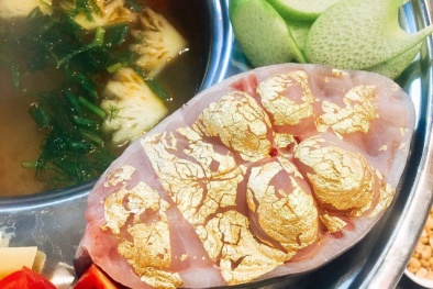 Lẩu cá dát vàng 24k gây sốt trong ngày Thần Tài