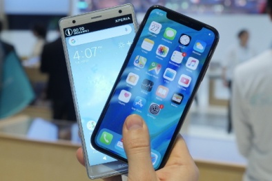Sony Xperia XZ2 vs iPhone X: Chiếc điện thoại nào đáng mua hơn?