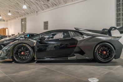 Sinh nhật con trai 14 tuổi, bố đại gia tặng ngay siêu xe ‘khủng’ 6,5 tỷ đồng