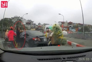 Sự thật thân phận người phụ nữ quay ngược ô tô trên cầu gây bão mạng