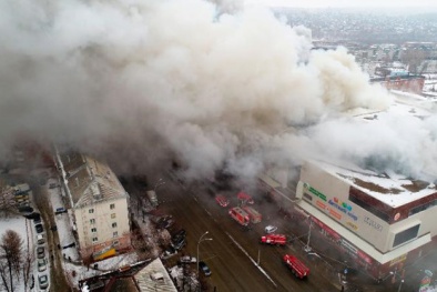 Cháy kinh hoàng tại trung tâm thương mại tỉnh Kemerovo, Nga