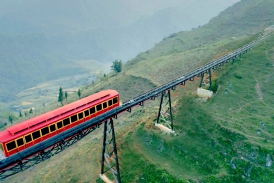 Tàu hỏa leo núi hiện đại nhất Việt Nam chính thức hoạt động từ 31/3/2018
