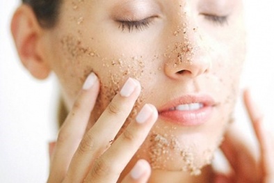 Những thói quen chăm sóc da tưởng tốt nhưng lại khiến mụn hoành hành