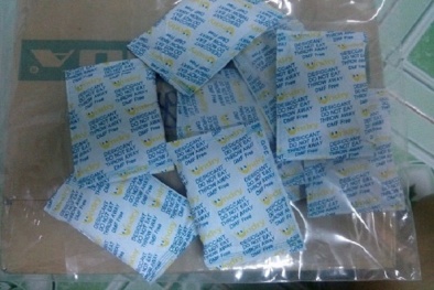 Những tác hại kinh hoàng của gói hút ẩm không phải ai cũng biết