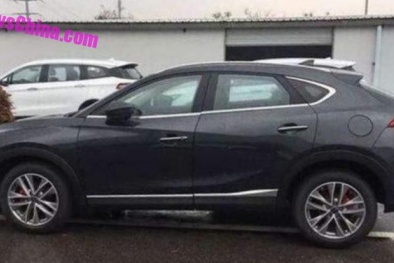 'Phát sốt' ô tô ‘made in China’ 'nhái' giống Mazda CX-4 'y đúc' giá chỉ 280 triệu đồng
