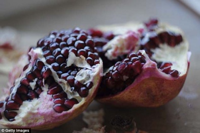 7 trường hợp mắc viêm gan A do ăn lựu đông lạnh