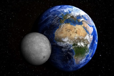 Mỹ tiết lộ thời điểm Mặt Trăng có thể đâm vào Trái Đất