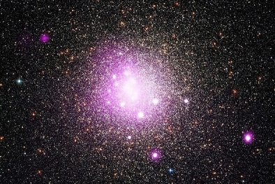 Lý giải nguyên nhân khiến bầu trời có màu xanh và vũ trụ có màu đen