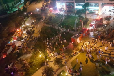 Chung cư Hồng Hà Eco City bất ngờ cháy, hàng trăm hộ dân tháo chạy