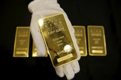 Vụ nhân viên sân bay nhặt được 7kg vàng trong thùng rác: Tiết lộ 'số phận' số vàng