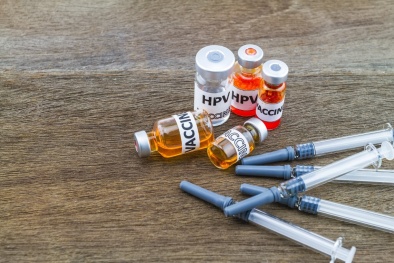 Tiêm văcxin phòng ngừa ung thư cổ tử cung, nên hay không?