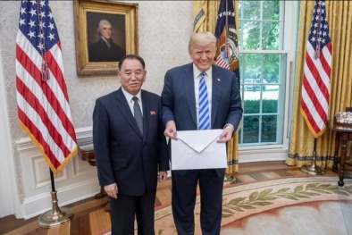 Giải mã bức thư 'lạ' ông Kim Jong-un gửi ông Trump