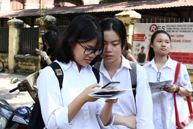Một trường THPT tại Hà Nội bất ngờ công bố điểm thi và điểm chuẩn vào lớp 10 năm 2018