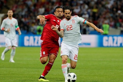 Iran 0-1 Tây Ban Nha: Một phút sai lầm, mất ngay 3 điểm