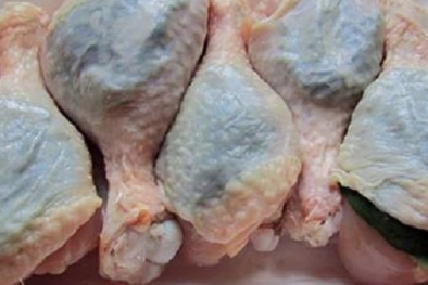 FDA xác nhận thịt gà công nghiệp chứa chất gây ung thư