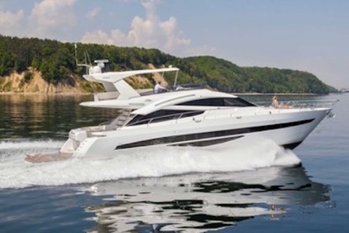 Hạ Long đón 'tuyệt tác' du thuyền 3,5 triệu USD Galeon 660 fly