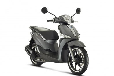 Thị trường xe máy Việt: Bảng giá lăn bánh thực tế của xe ga Piaggio Liberty 125 mới
