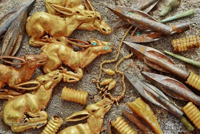 Kazakhstan: Tìm thấy cả kho vàng trong ngôi mộ cổ niên đại 2.800 năm