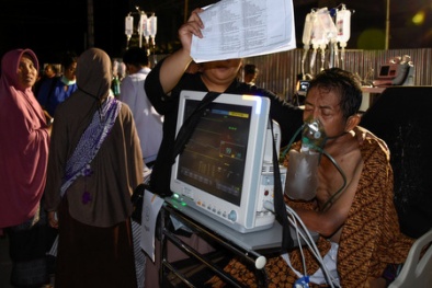 Động đất ở Indonesia: Số người chết dự kiến còn tăng thêm