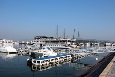 Quảng Ninh: Đình chỉ 20 tàu du lịch do thiếu hệ thống cảnh báo PCCC tự động