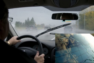 Nhược điểm khi phủ nano cho kính ô tô nên tránh để an toàn cho xe