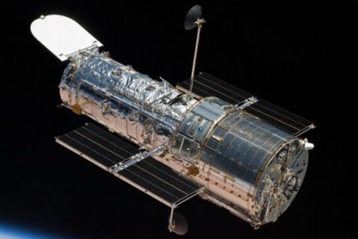 NASA tìm cách sửa khẩn cấp kính viễn vọng không gian Hubble bị hỏng 