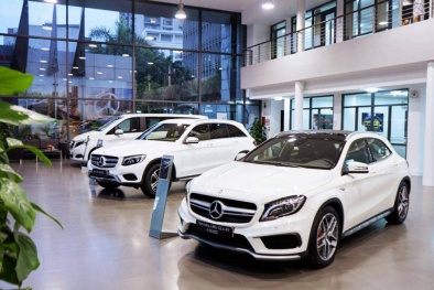 Ô tô BMW, Mercedes giảm giá 50%: Điều quyết định đang được mong chờ