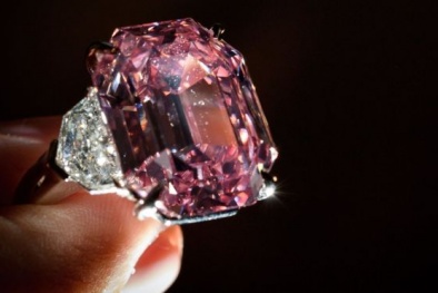 Đạt giá kỷ lục 50 triệu USD, viên kim cương hồng Pink Legacy có gì đặc biệt?