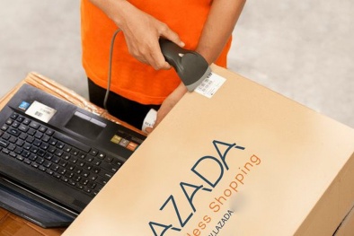 Lazada bị tố chiếm dụng vốn, coi thường khách hàng Việt