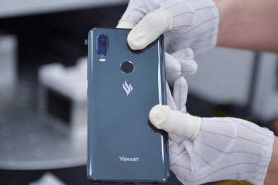 Vinsmart chính thức ra mắt 4 mẫu điện thoại thông minh đầu tiên