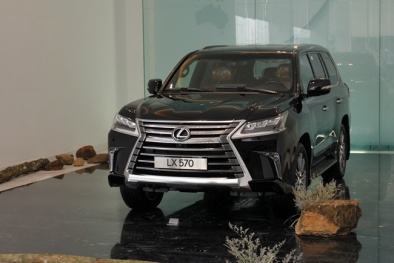 Chiếc ô tô này vừa tăng giá thêm 370 triệu đồng/chiếc ở Việt Nam