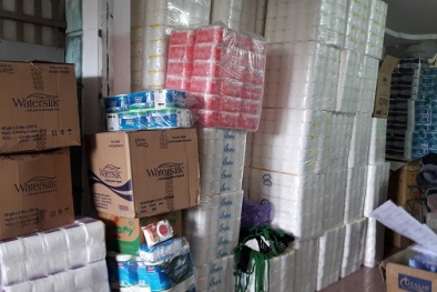 Hà Nội: Phát hiện gần 4.000 cuộn giấy vệ sinh có dấu hiệu giả mạo nhãn hiệu hàng hóa