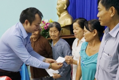 Tân Hiệp Phát tặng quà Tết cho các gia đình chính sách tại Bình Dương