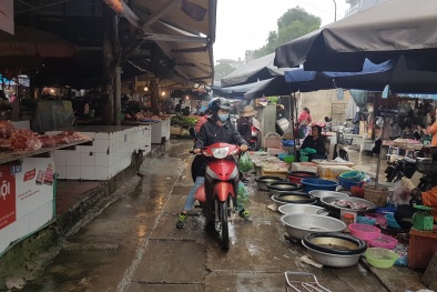 Thị trường thực phẩm sau Tết vẫn đắt đỏ