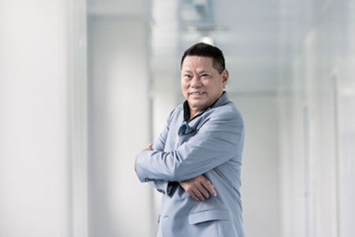 Doanh nhân Hoàng Kiều ‘trượt’ khỏi danh sách những tỷ phú giàu nhất thế giới